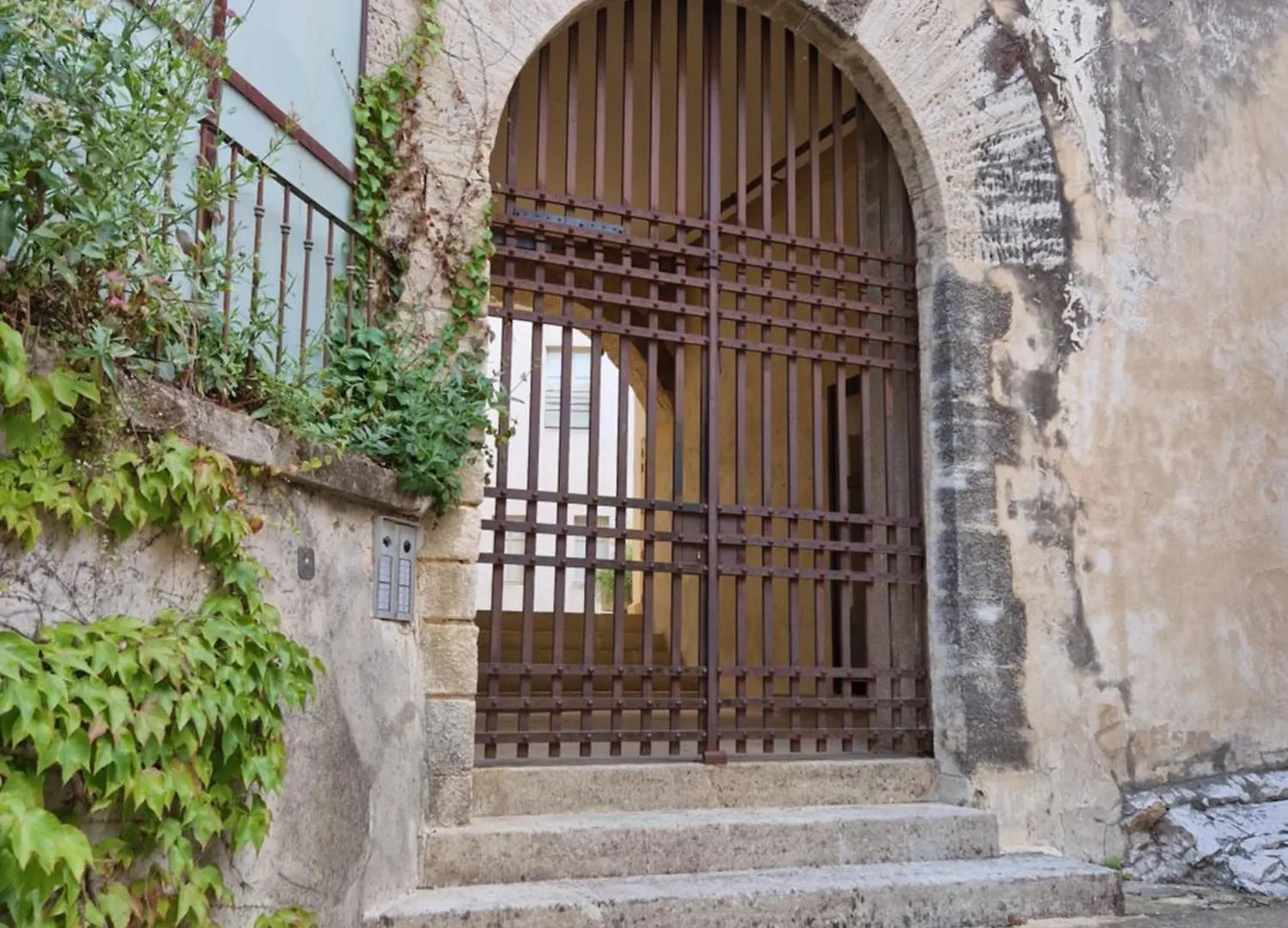Alma - Appartement Au Coeur Du Palais Des Papes Avignon Apartment