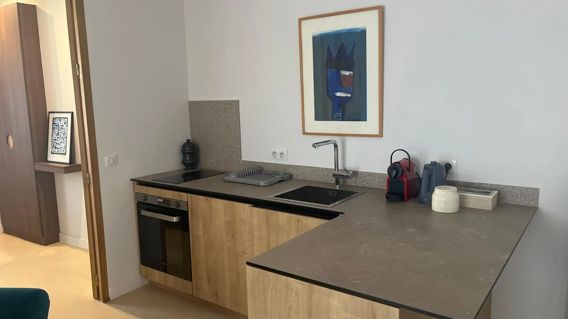 Apartment Alma - Appartement Au Coeur Du Palais Des Papes Avignon